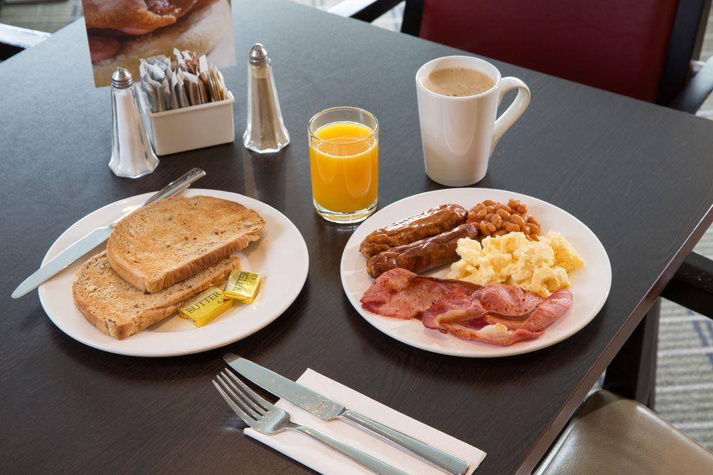 Holiday Inn Express Stevenage By Ihg Экстерьер фото