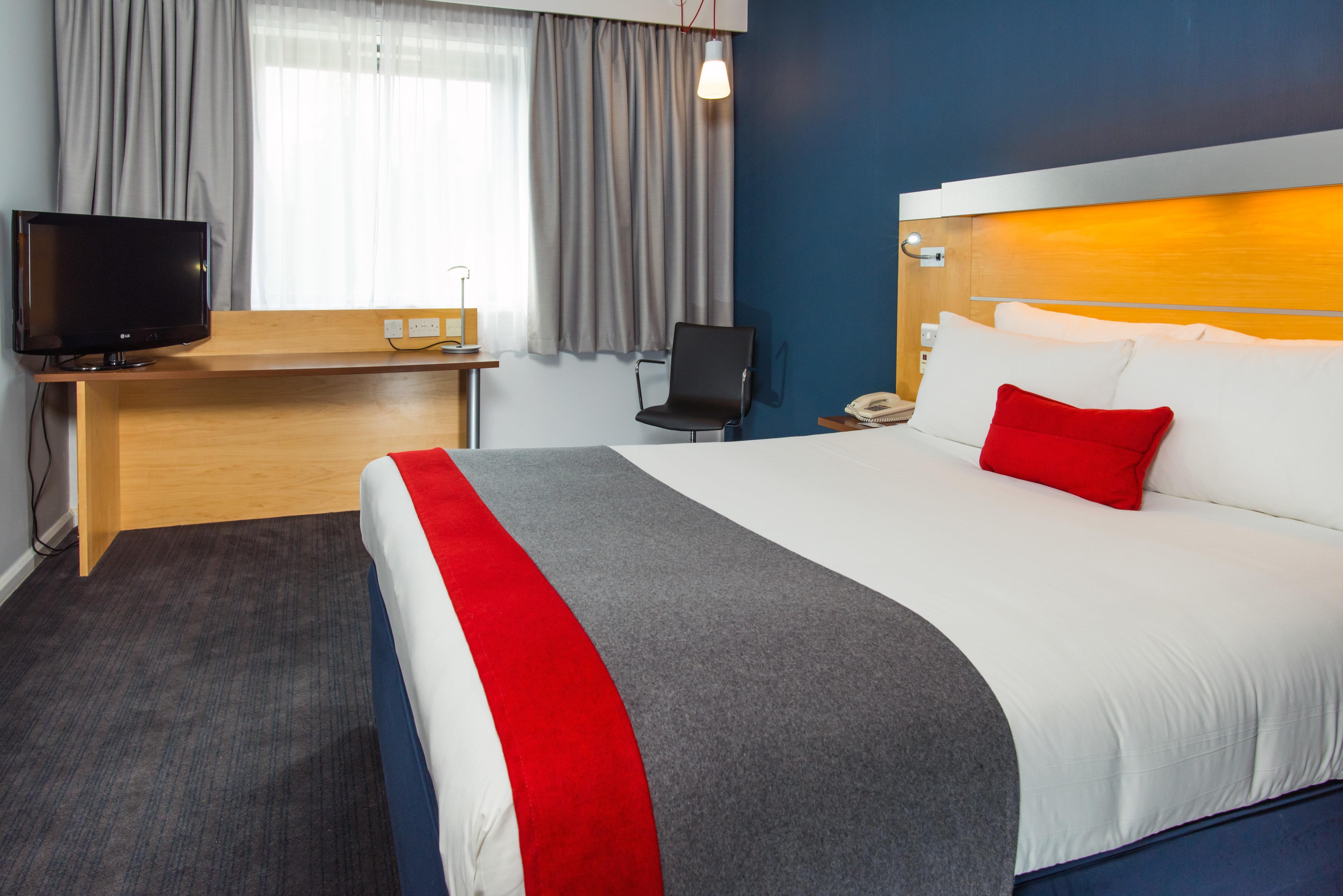 Holiday Inn Express Stevenage, An Ihg Hotel Экстерьер фото